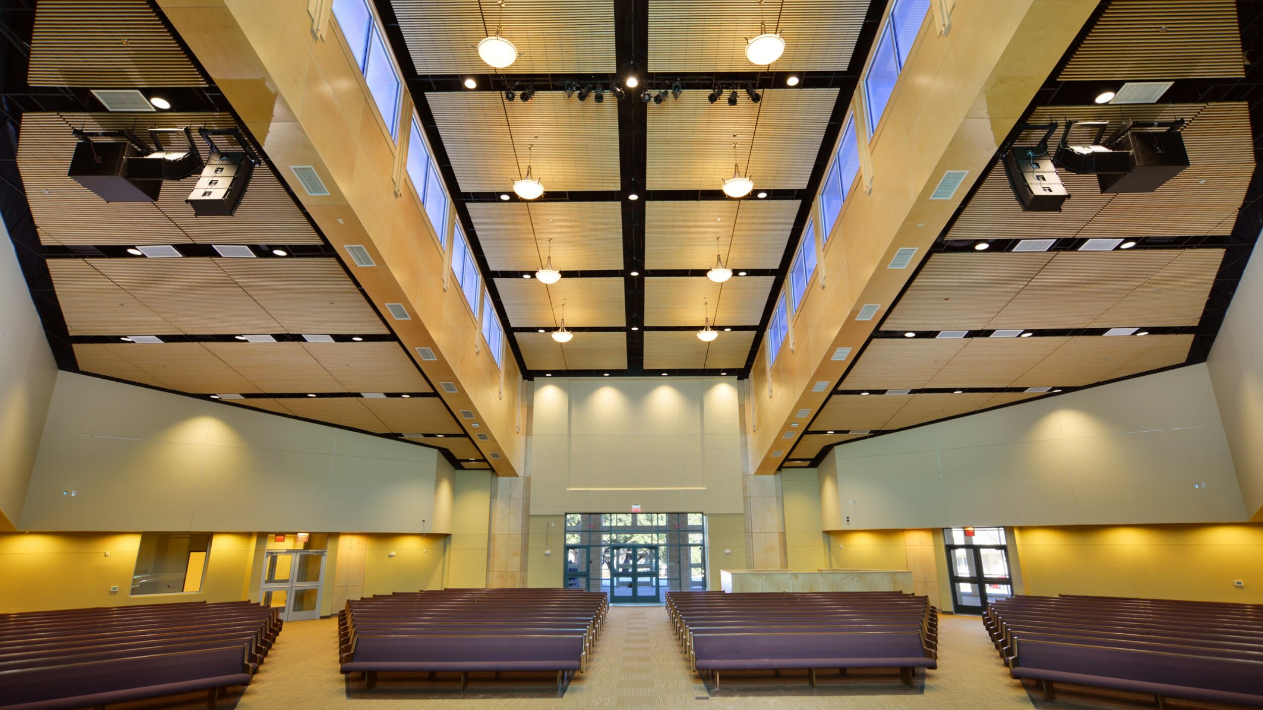 WoodTrends - Worship - WoodGrille 1